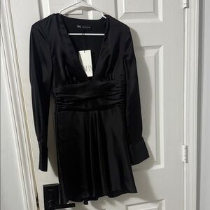 Zara Elegant Black Long Sleeve Dress